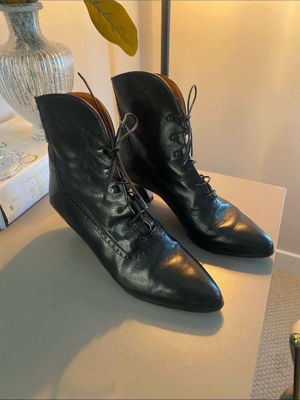 Nickels Black Leather Lace-Up Pointed Ankle Boots/LN